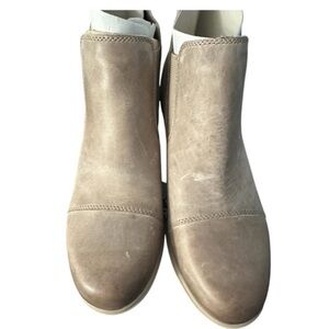 Women's Tan Ankle Boots